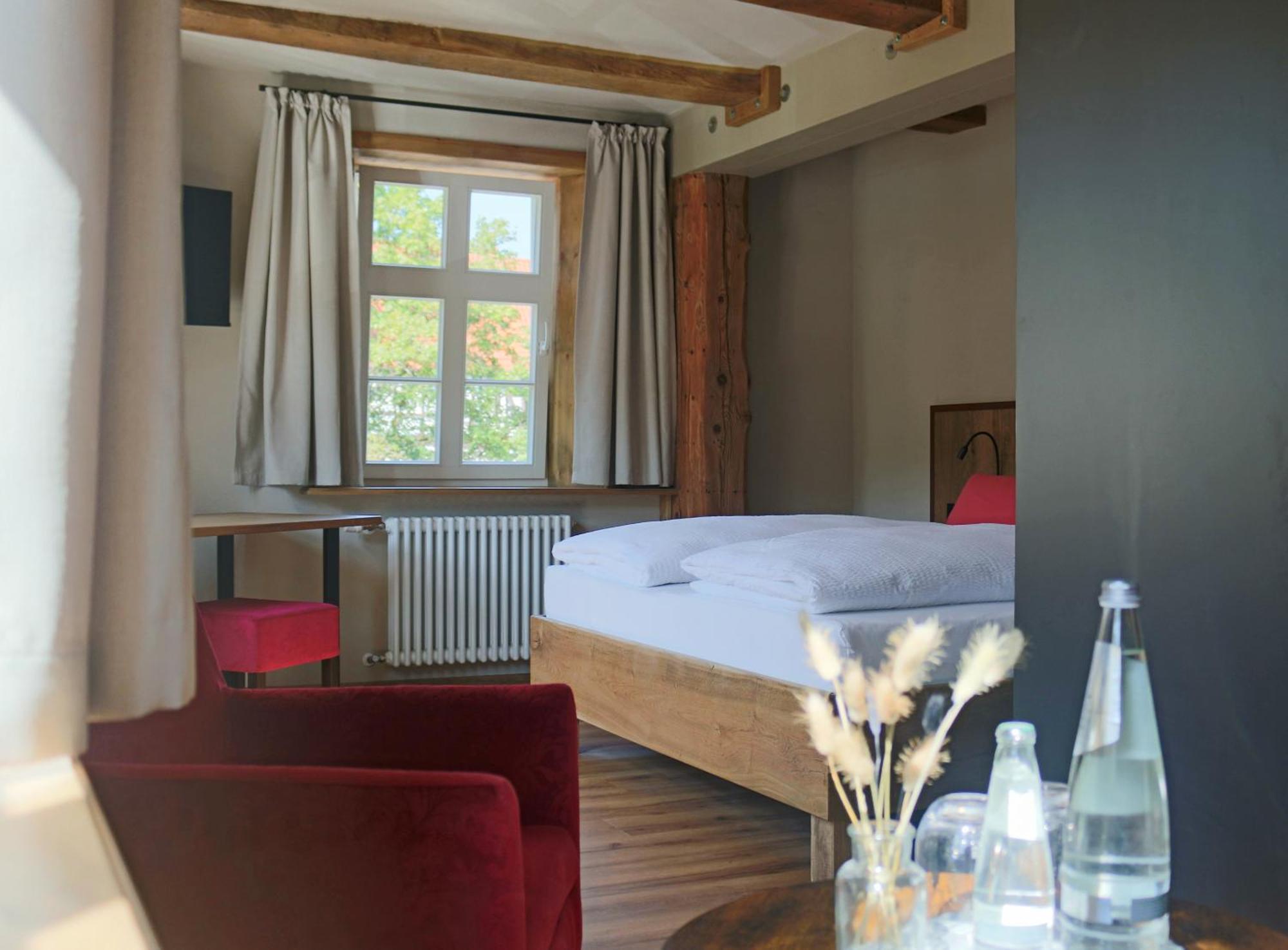 Landgasthof Koenig Von Preussen Helsa Kültér fotó
