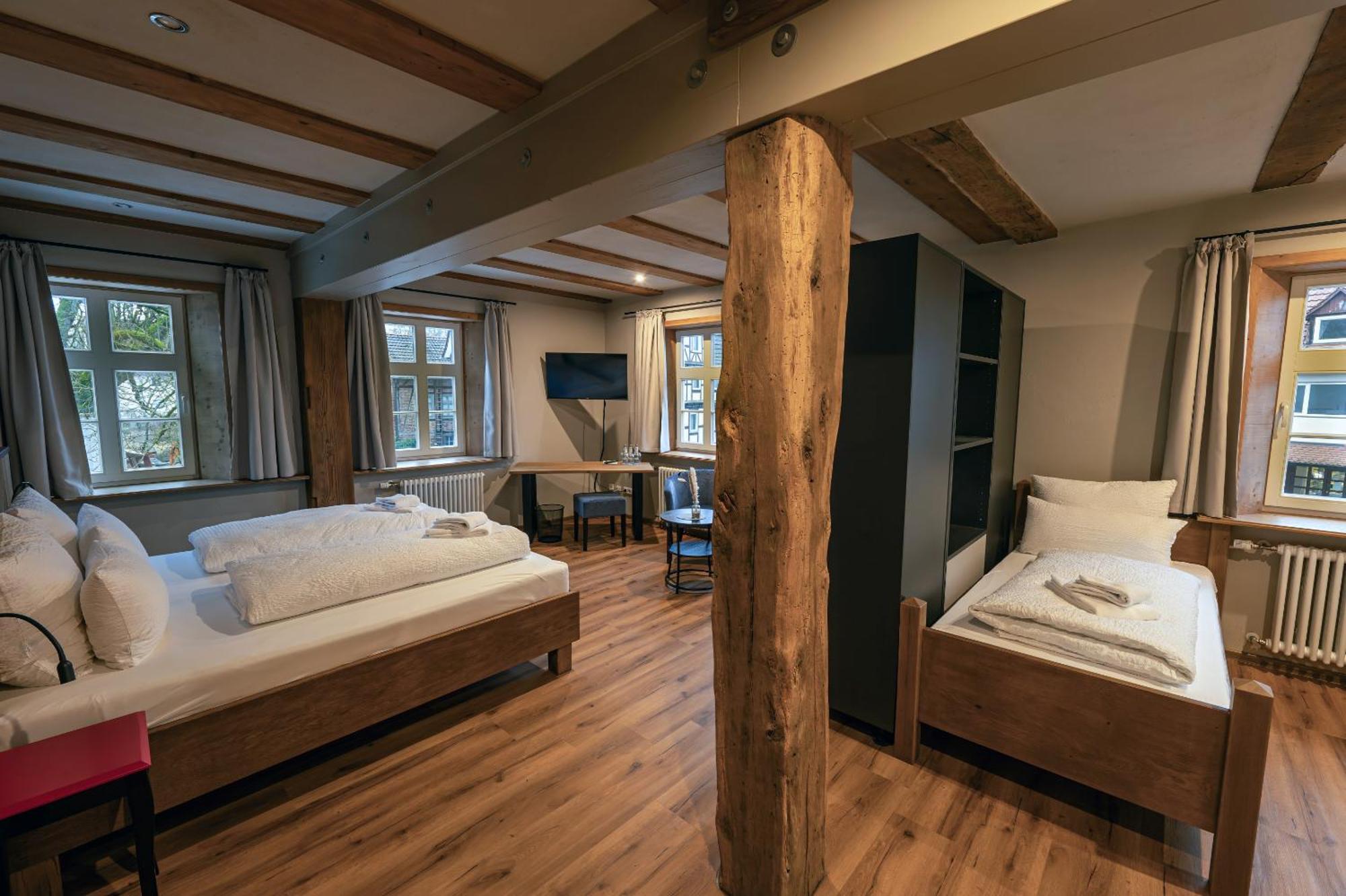 Landgasthof Koenig Von Preussen Helsa Szoba fotó